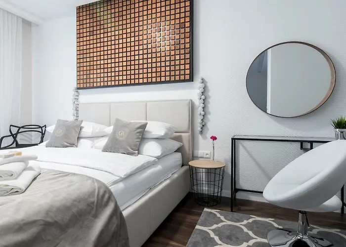 Glossy W19 شقة كراكوفيا